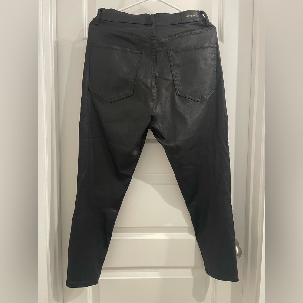 Ladies’ Black Jeans - Picture 2 of 2